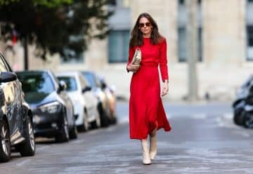 robes rouges et sacs à main