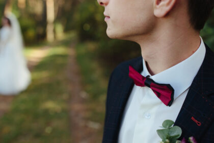 Nœud papillon et mariage champêtre : comment choisir le bon pour son homme ?